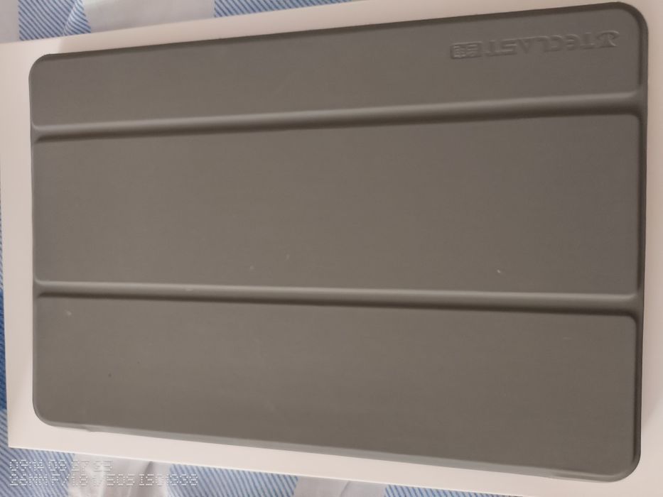 Tableta Teclast P30T la cutie