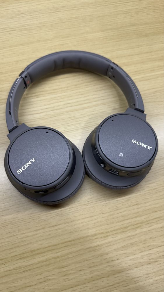 Sony CH700N noise cancelling bluetooth