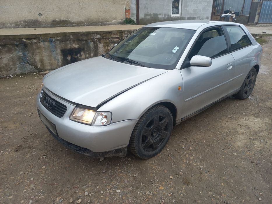 Ауди А3 1.6 СР 101 кс на части