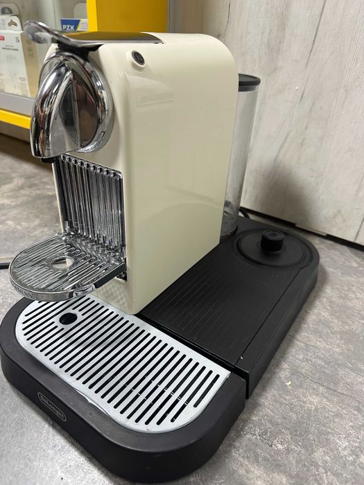 Капсулна кафемашина Nespresso