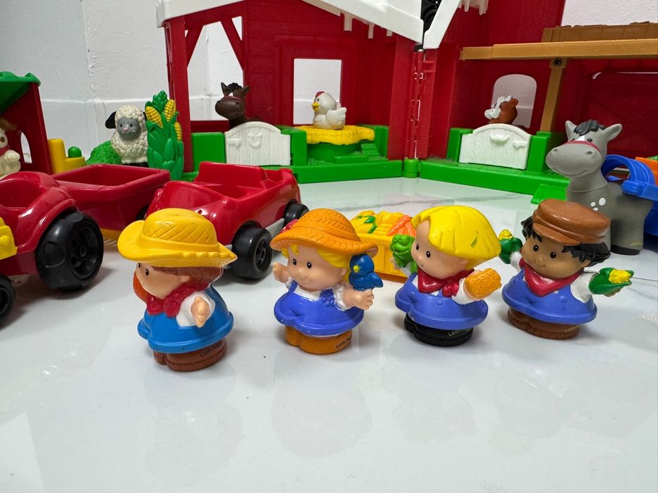 Ferma mare little people