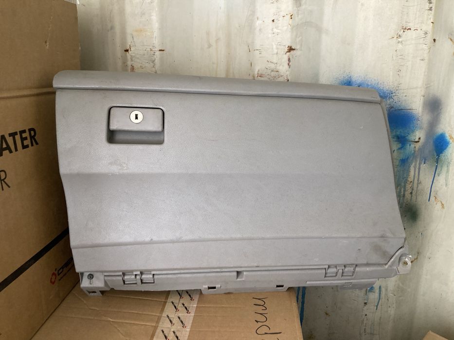 Бардачок Тойота Камри 40 / Toyota Camry 40