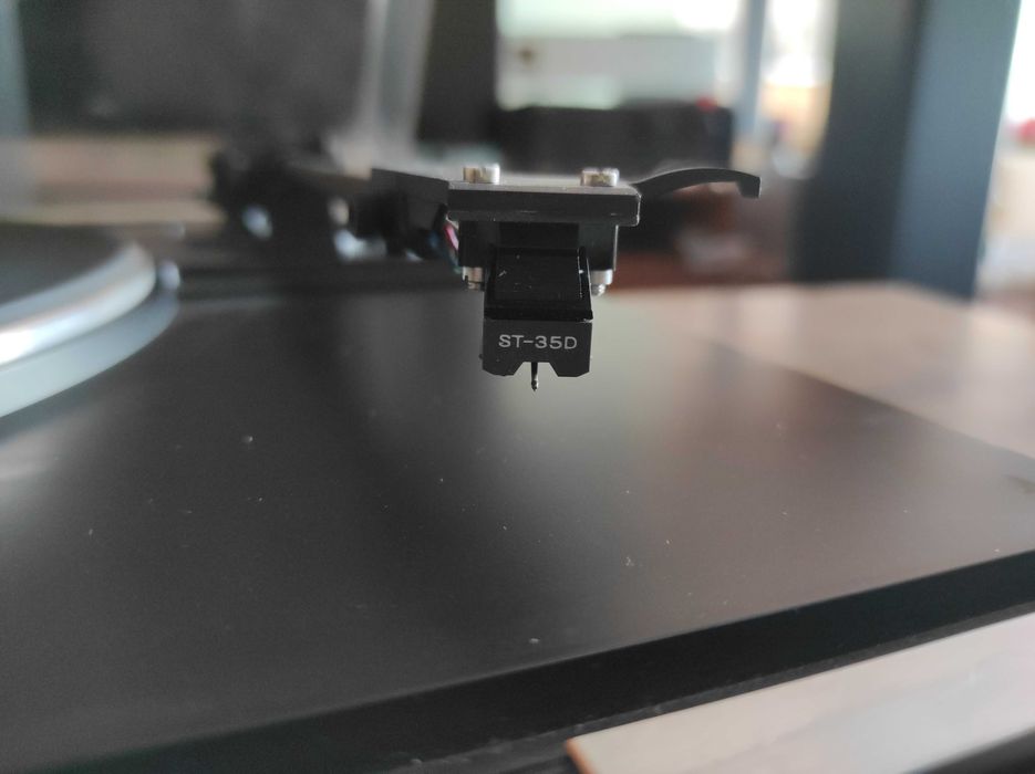 Грамофон Kenwood KD-52FB direct drive + подарък слушалки