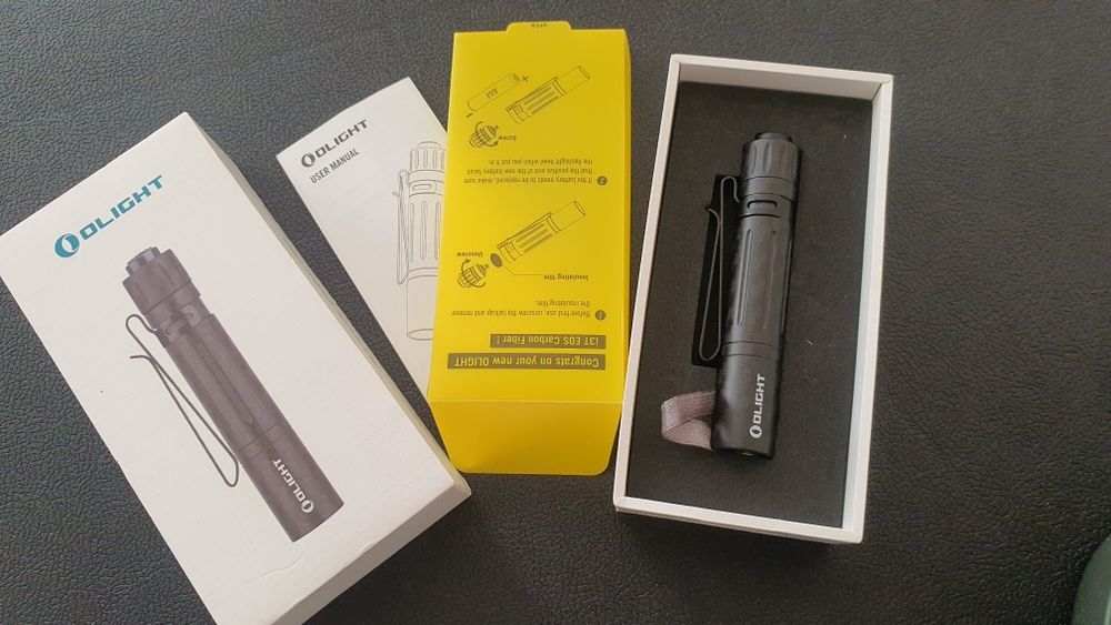 Olight i3t carbon fiber