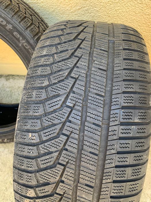 Vand 2 anvelope R17