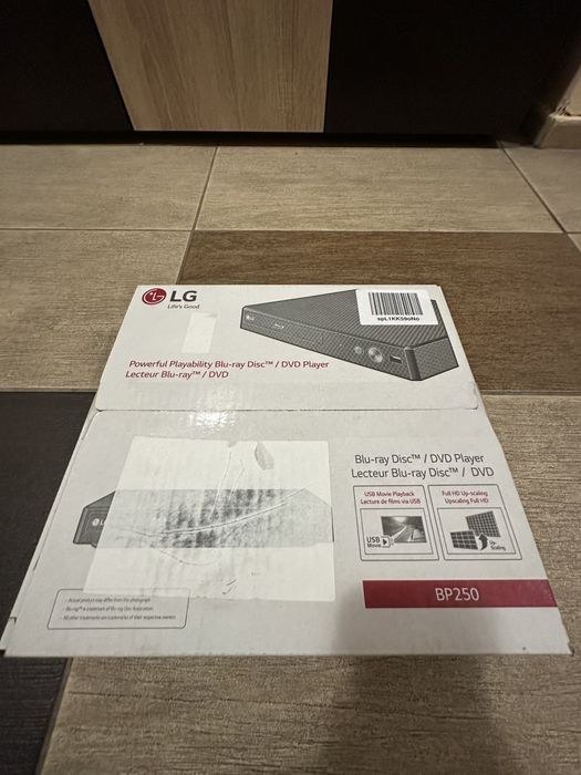 DVD Плеър LG BP250