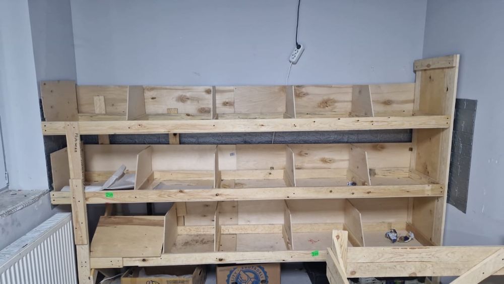 Продам полку под овощи и фрукты срочно