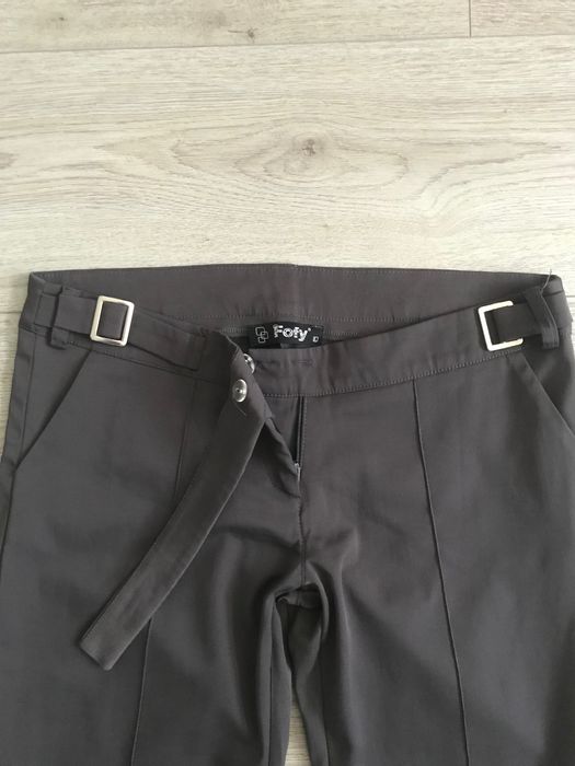 Pantaloni femei mărimea M