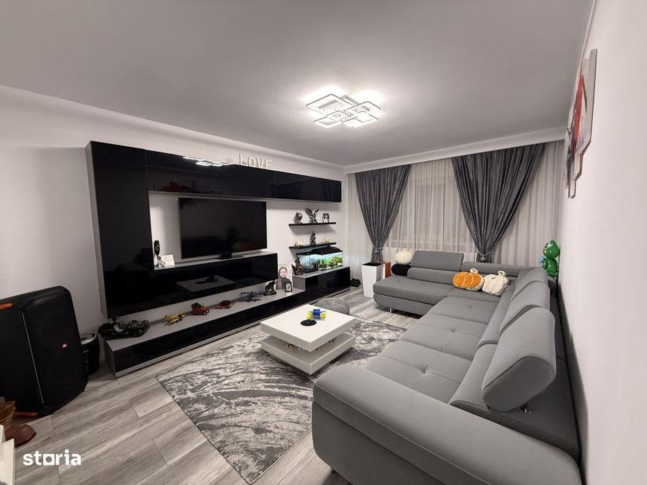 Apartament 3 camere, decomandat, 67 mp, cartier 1 Mai,  Scoala 36