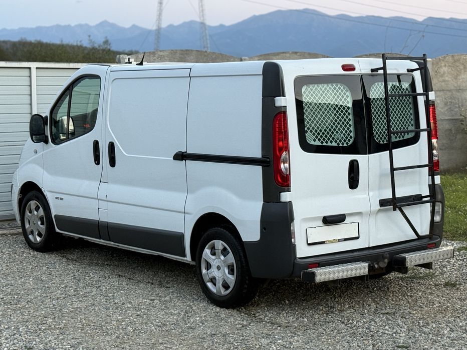 Opel Vivaro / Renault Trafic - Euro 5 - Lung / Scurt - A/C