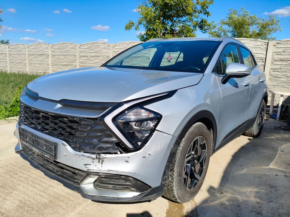 Kia Sportage 11.2022 1.6 turbo benzina 83.500 km avariat