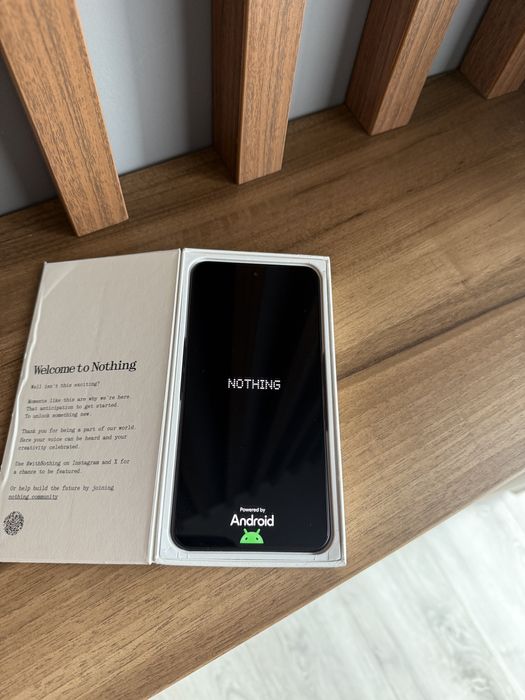 Nothing Phone 3a Pro - 256/12GB - Nou