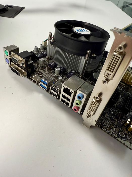 I5-6400 / HD 7350 / H110-M / 8 GB RAM