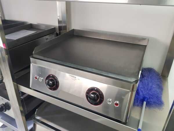 Grill electric de banc 500x500x240mm neted 220V