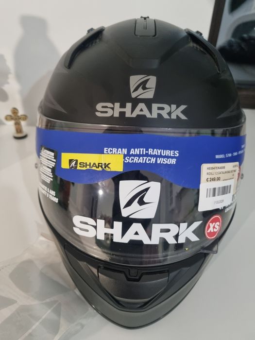 Vand casca Shark NOUA