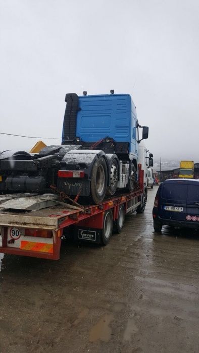 Tractari auto si transport utilaje cu trailer/platforma nonstop