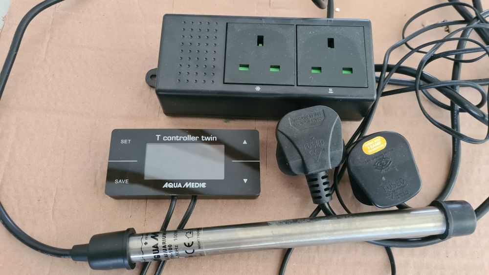 Controller și incalzitor pentru acvarii