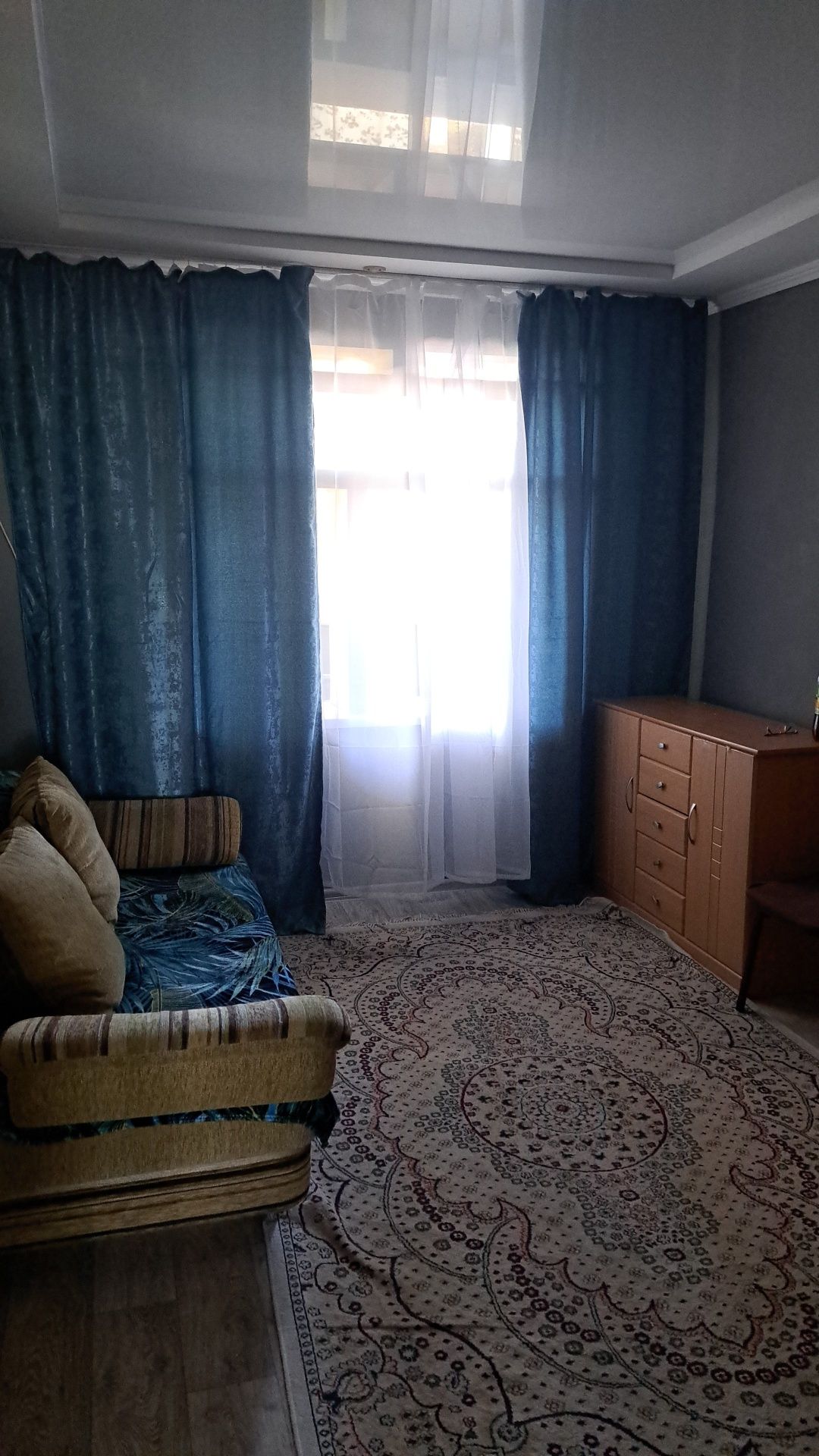 Сдаю посуточно1, 2,3комн.кв.в 12 мкр,8мкр,6мкр,.