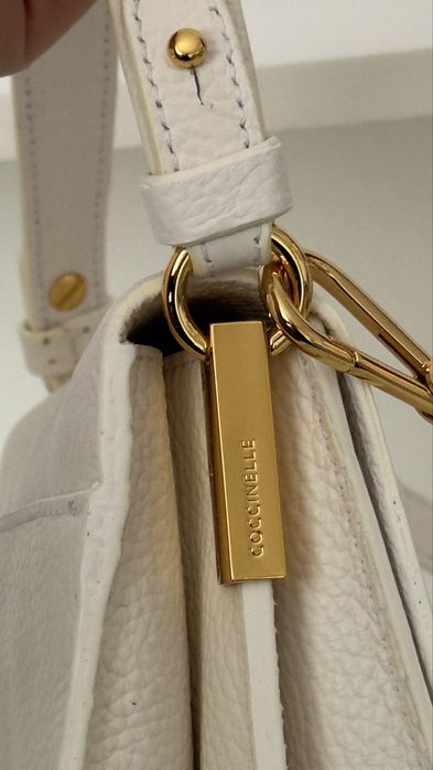 Granta Coccinelle alba