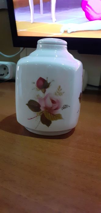 Фарфоровая чайница СССР (Капчагайский ФЗ,1980-ые гг)