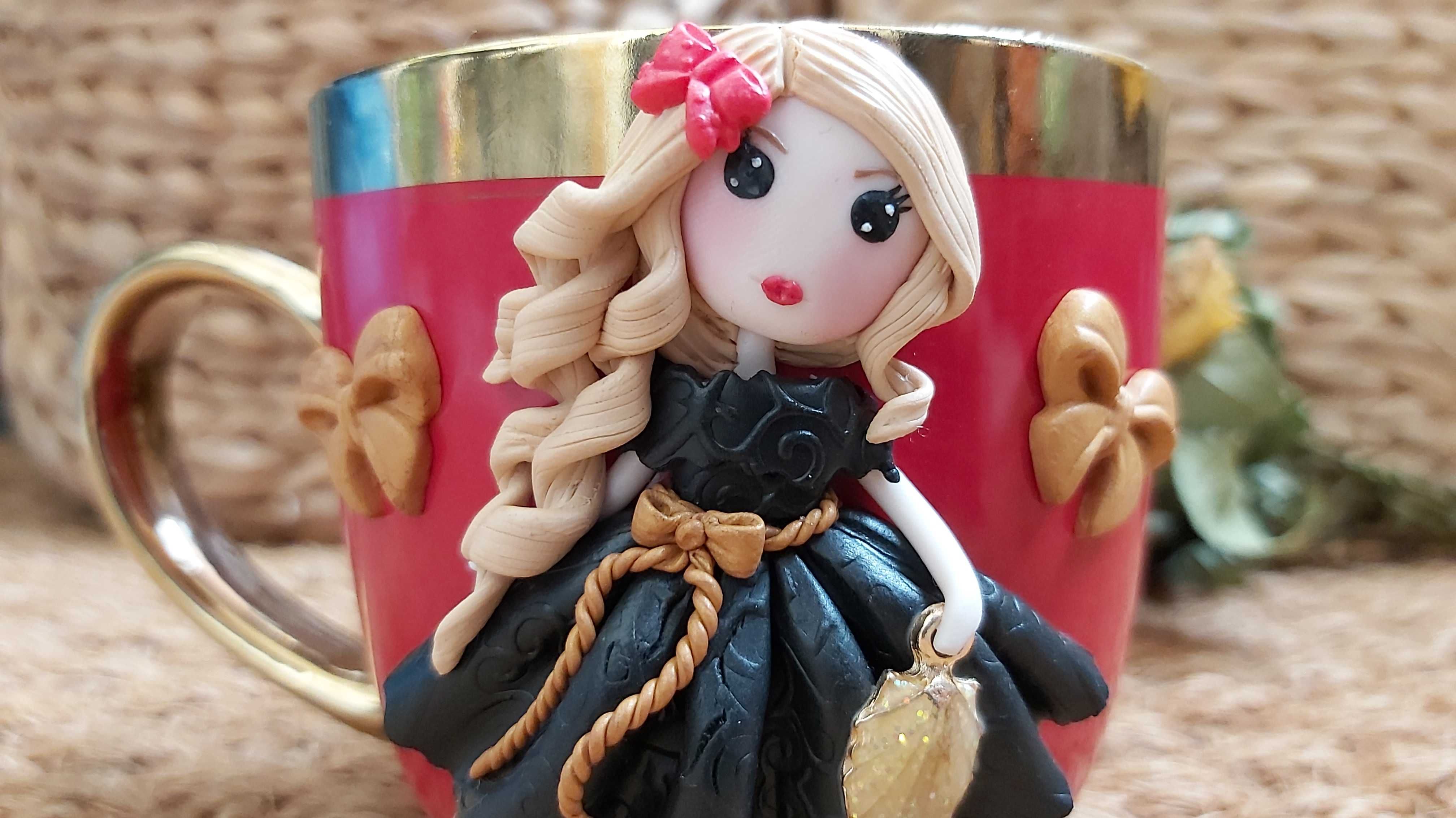 Cadou pentru fetite, sotie/iubita cana papusa handmade