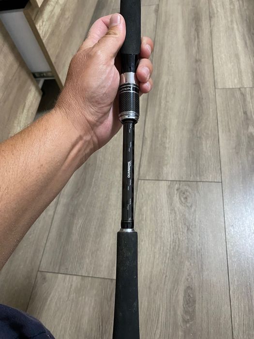 Shimano Sustain 7-35gr. 240cm.