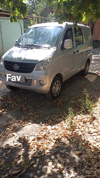 FAW V70 кузов фургон. Всё исправно работает!