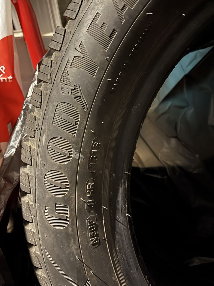 Зимни гуми Goodyear 205/55/16