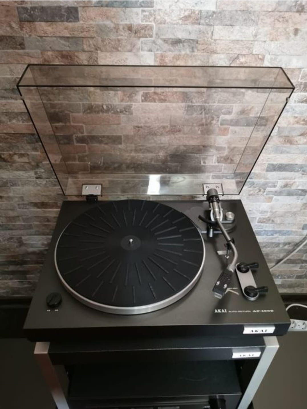 AKAI/Pick-up Ap 100c- CD-Player CD 55