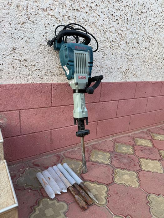 Къртач Bosch GSH 16-30 professional