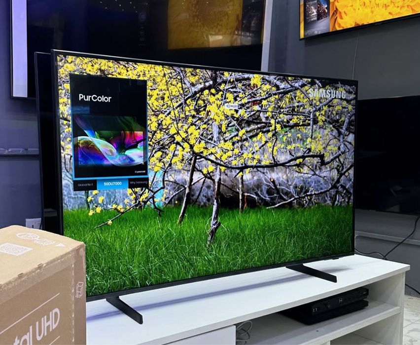 Телевизор Samsung DU7100, 50’’ Crystal UHD, 4K Smart TV Pur Color
