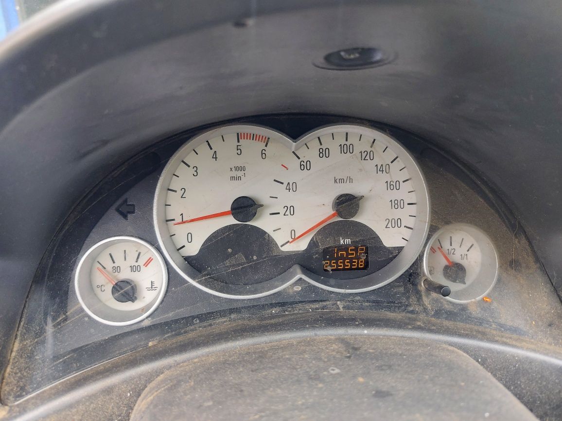 Opel Corsa C 1.7 DTi 75 кс на части !!!