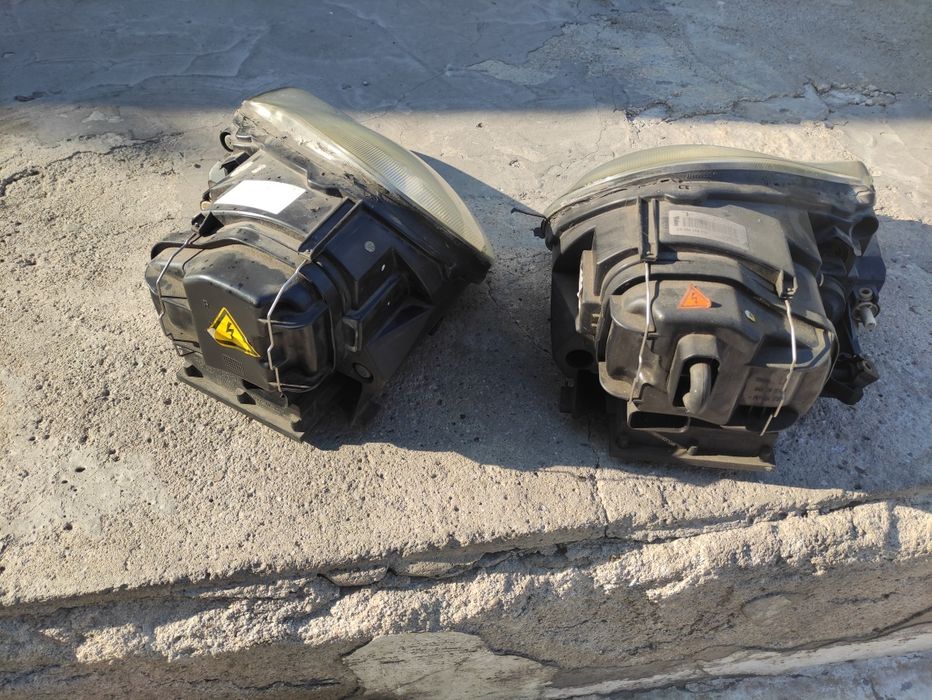 Порше Каиен фарове.