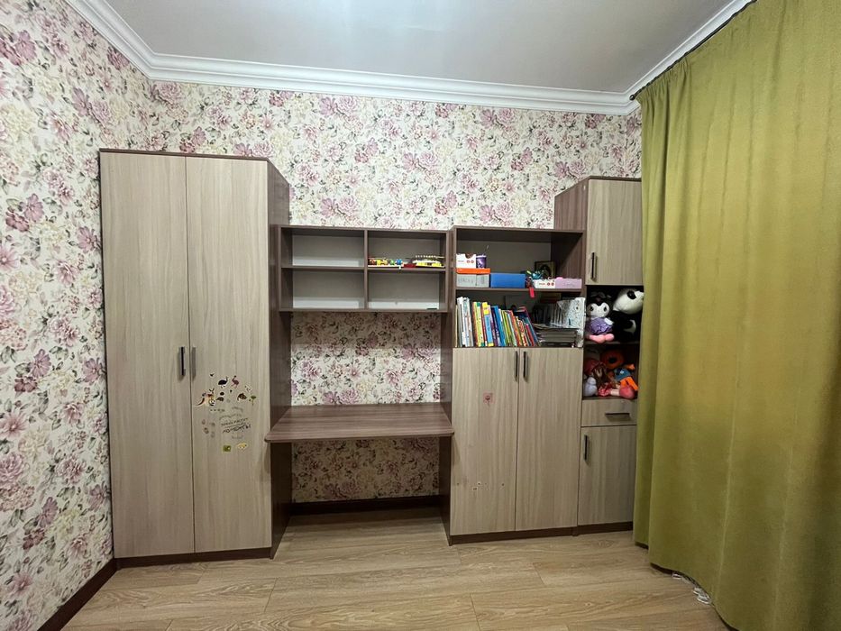 Продам гарнитур в хорошем состоянии