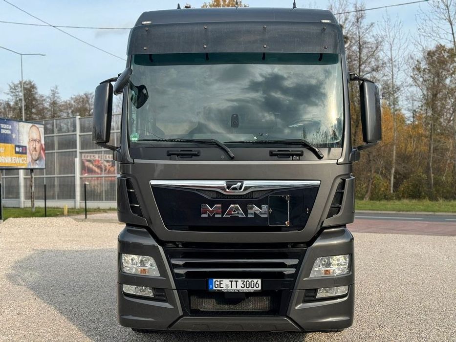 Ман тгх 18.500 евро 6 сотилади