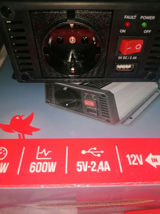 Invertor 12-220 v model auchan franta 199 ron.