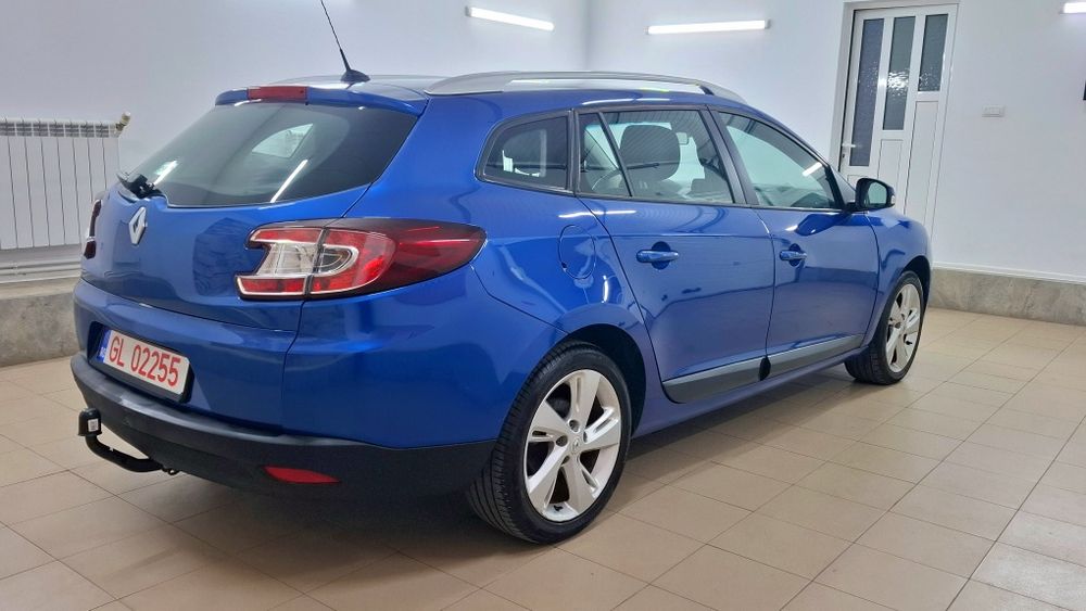 Renault Megane 3 benzina 1.6i-16v , stare foarte buna
