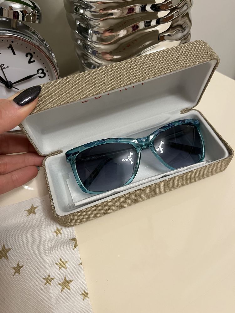 Нови дамски очила Liu Jo, Esprit u Elegance