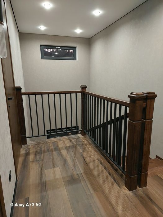 Обшивка лестниц деревом