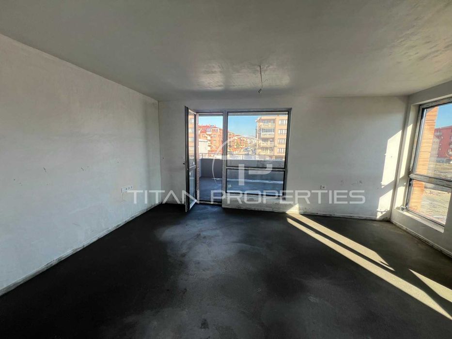 Продава се Двустаен апартамент в Пловдив, Остромила - 100 кв.м за 1250 €/кв.м - Снимка #1