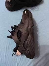 Nike huarache black