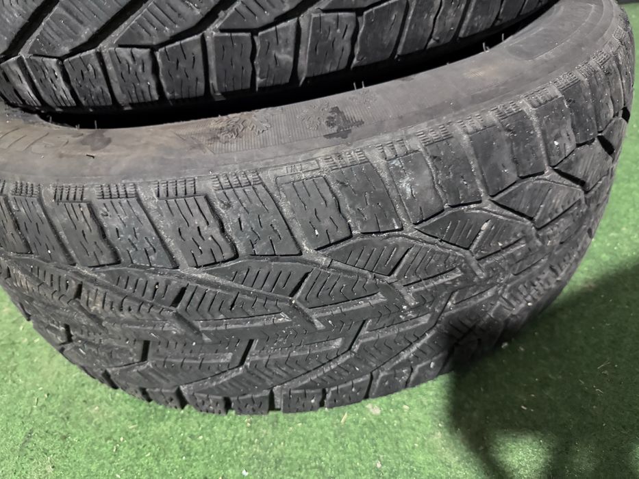Cauciucuri iarna 235 55 19 state buna