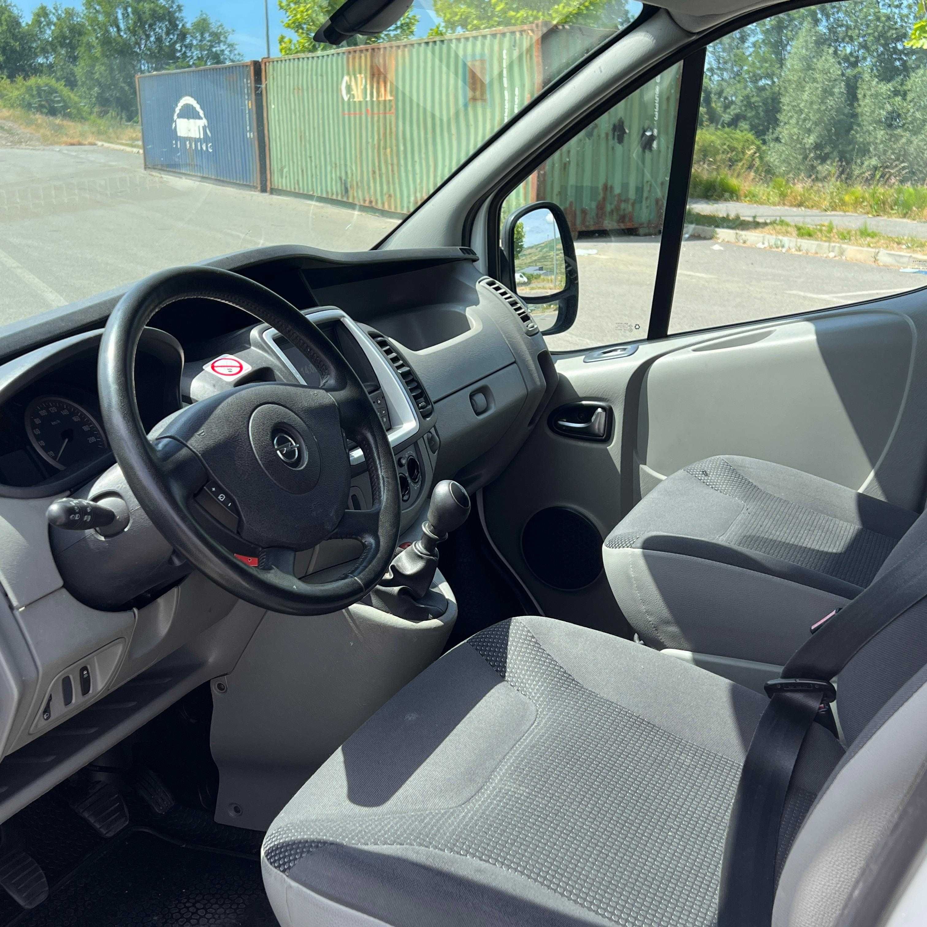 Opel Vivaro Model Lung