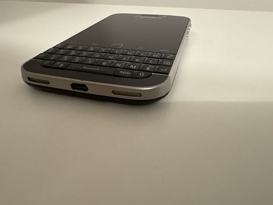 Blackberry classic Q20
