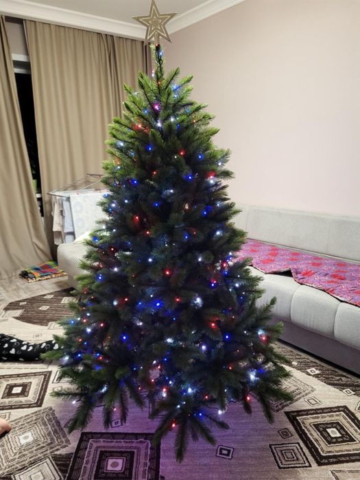 Но­во­год­няя елка Triumph Tree Лес­ная Кра­са­ви­ца 185 см зе­ле­ная