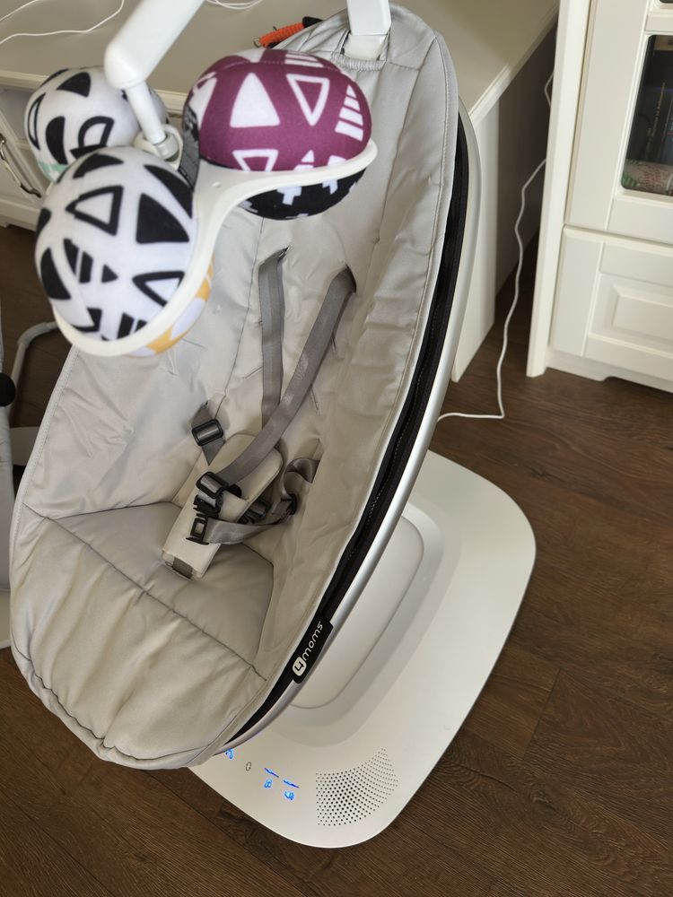 Електрическа бебешка люлка 4moms, mamaRoo 5.0, сива