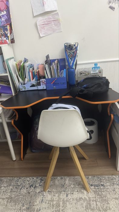 Учебный и для компьютера стол