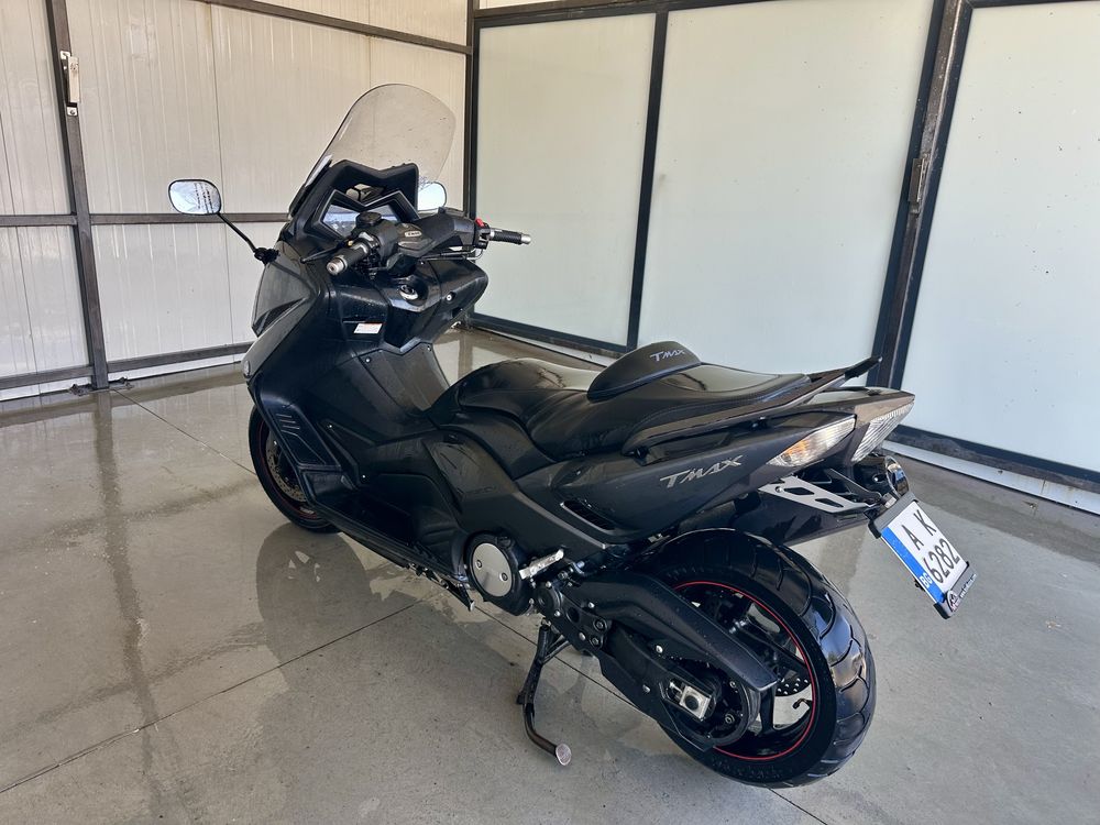 Yamaha t max 530