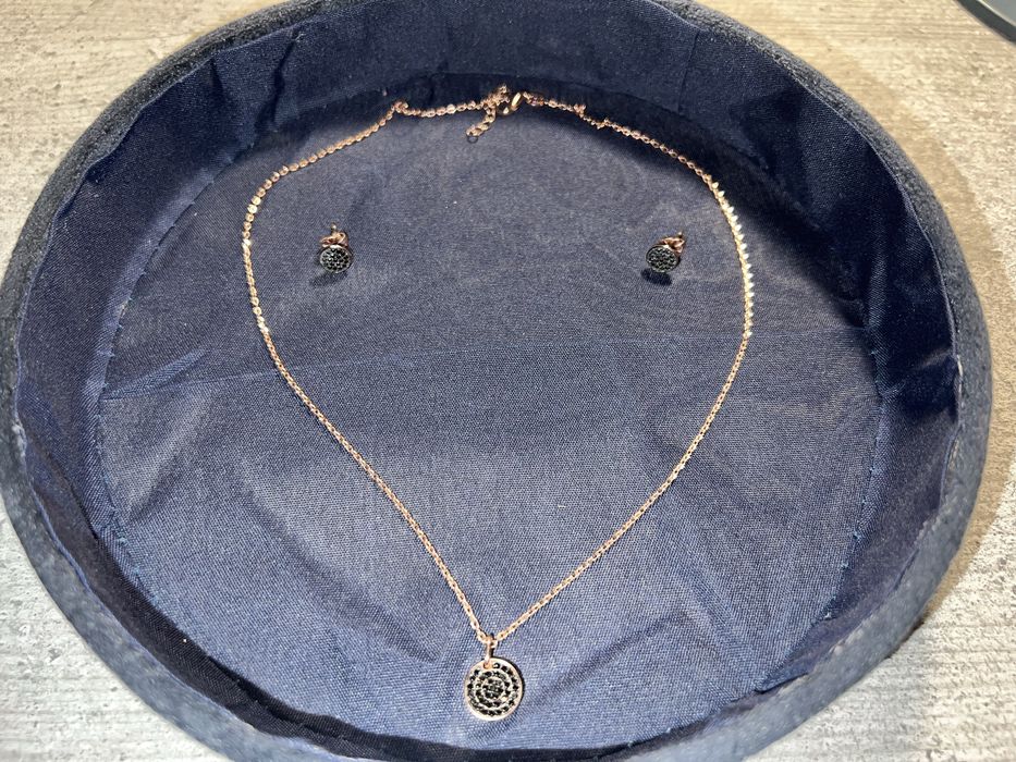 Set de argint colier și cercei