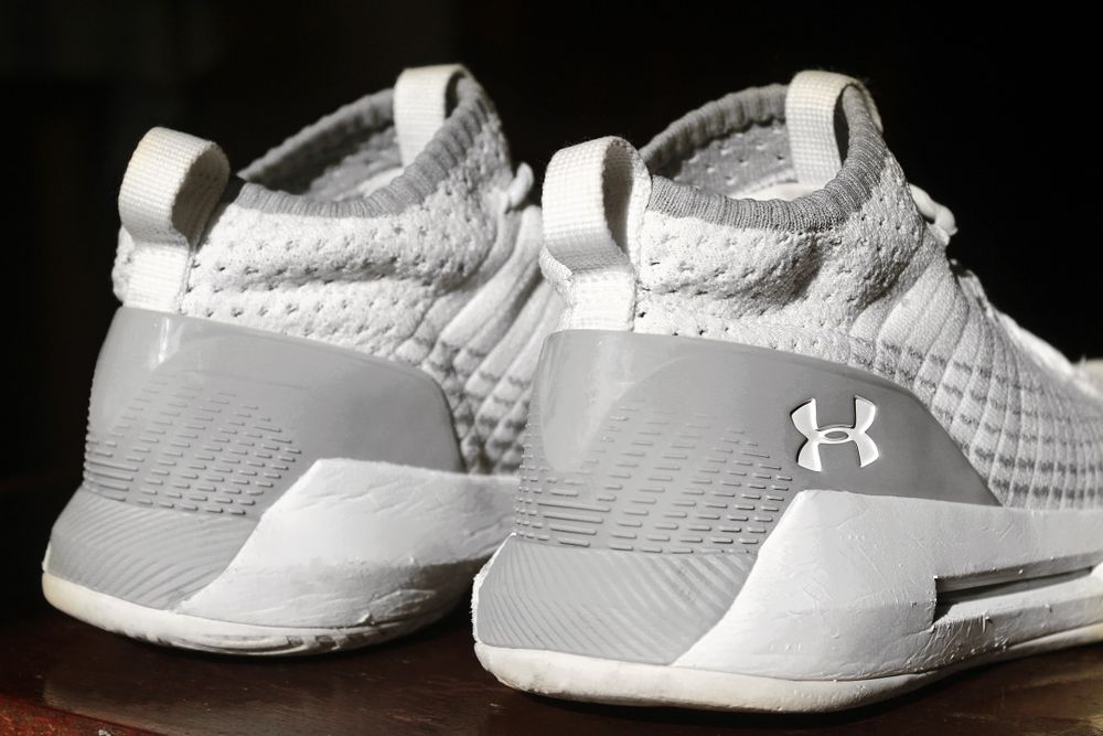 Pantofi sport Under Armour Heat Seeker